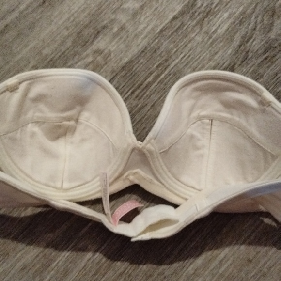 Victoria’s Secret Body by Victoria Strapless Bra 34 A - Picture 3 of 5